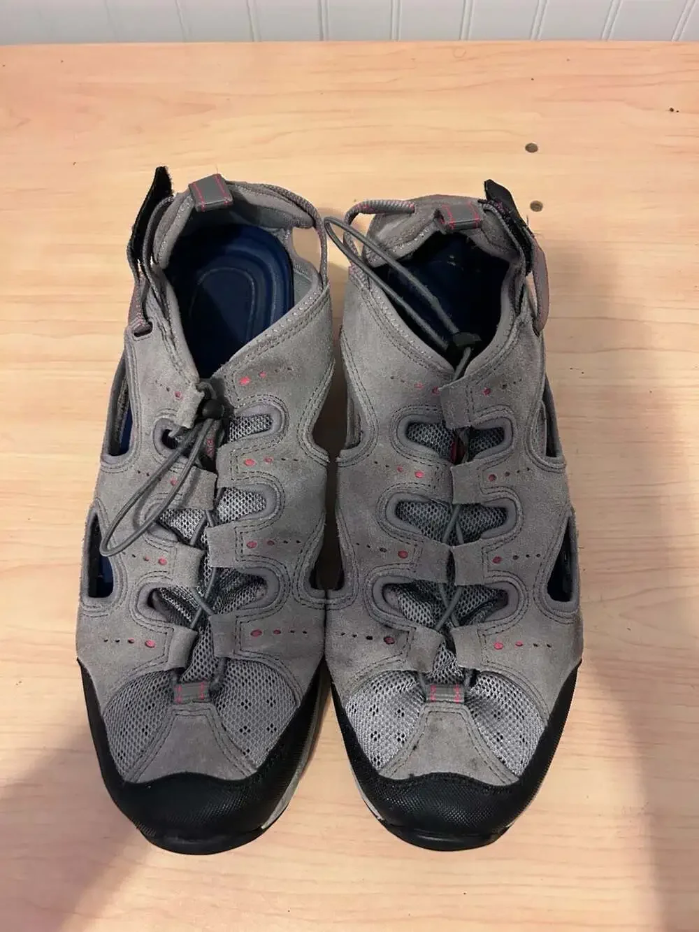 Lands' End Men's Closed Toe Suede Bungee Sport Hiking Sandals